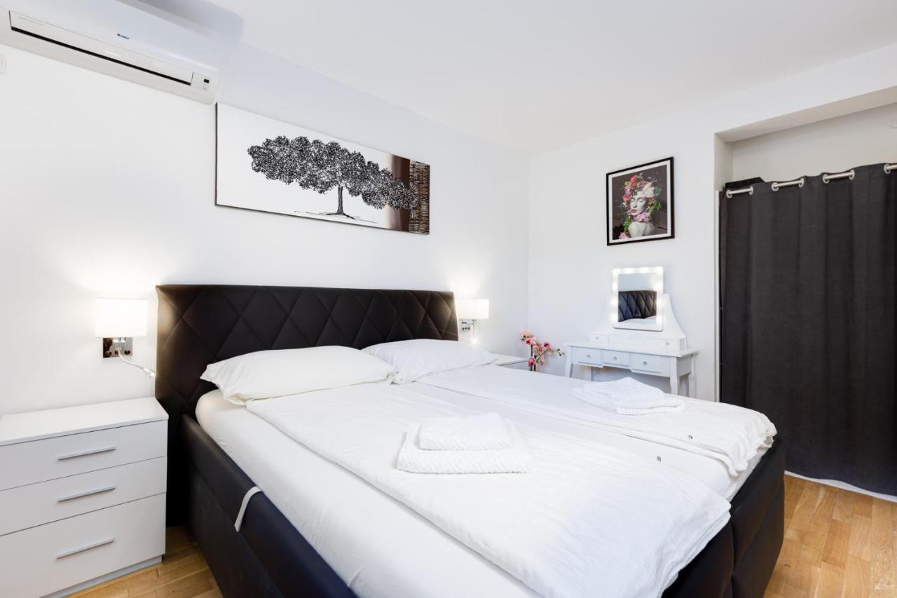 Apartment Kamila Крк Экстерьер фото